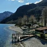 Lakeside - Lakefront Private Garden With Private Access To The Apartmán *