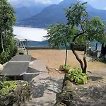 Lakeside - Lakefront Private Garden With Private Access To The * Onno