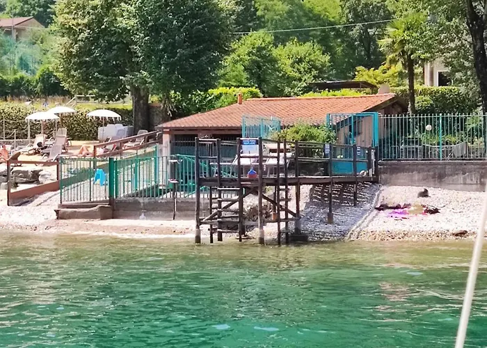 Apartment Lakeside - Lakefront Private Garden With Private Access To The