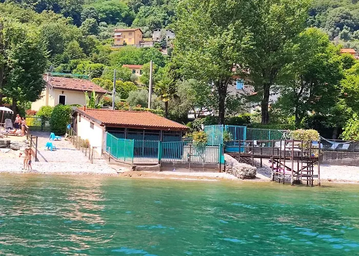 Lakeside - Lakefront Private Garden With Private Access To The *