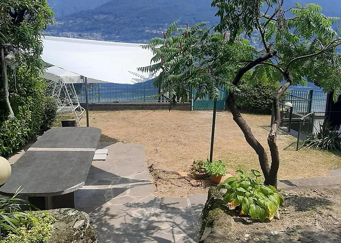 Lakeside - Lakefront Private Garden With Private Access To The * Onno