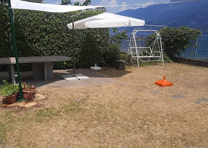 Lakeside - Lakefront Private Garden With Private Access To The